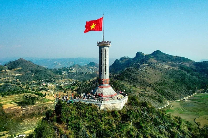 Thể lệ Cuộc thi và Triển lãm ảnh nghệ thuật cấp Quốc gia Tự hào một dải biên cương lần thứ III năm 2024
