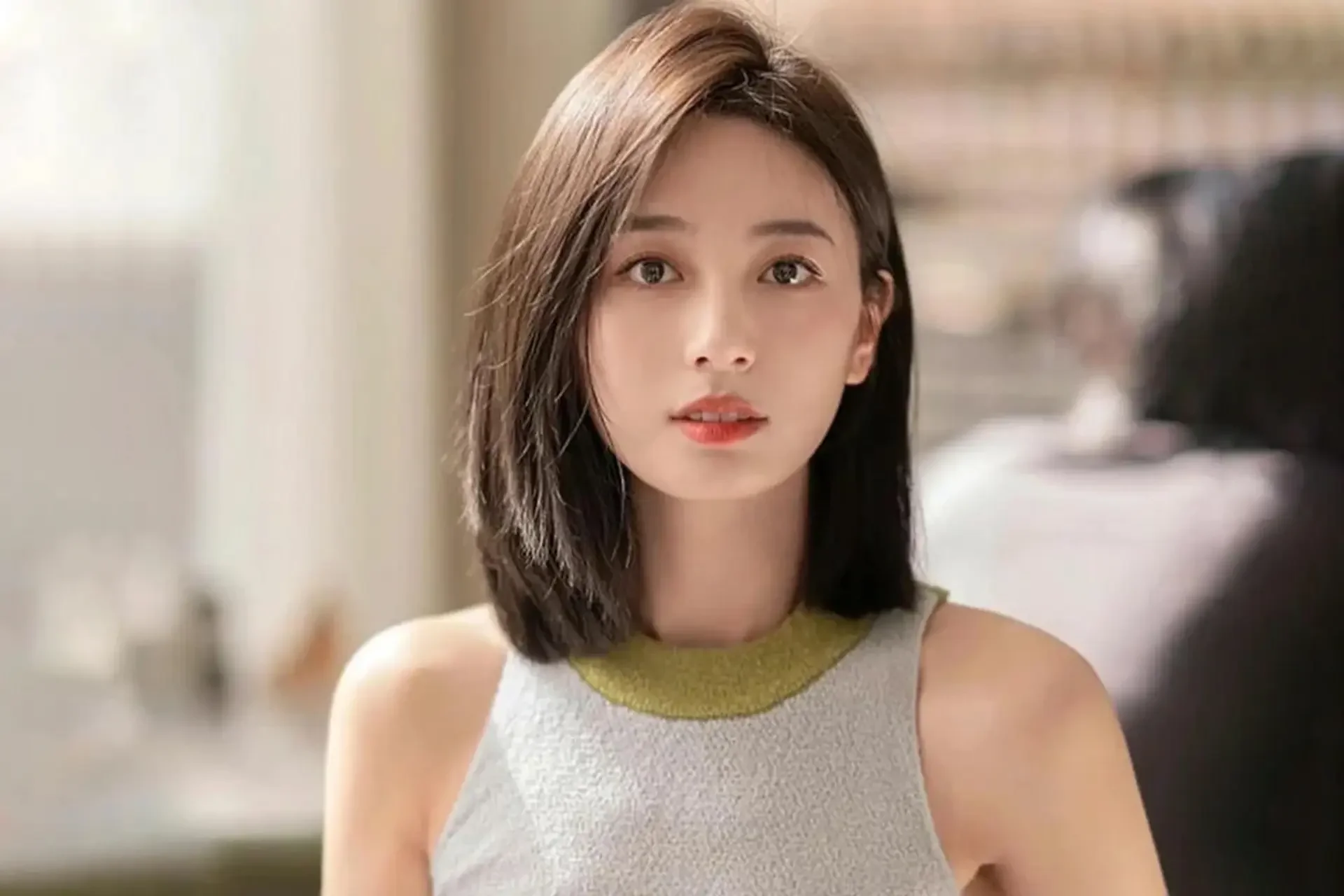 Gợi ý các kiểu tóc ngang vai thẳng đẹp, dễ chăm sóc tại nhà
